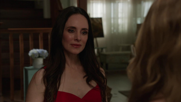 Madeleine Stowe - Revenge (2013) 2x12 &#039;Collusion&#039;