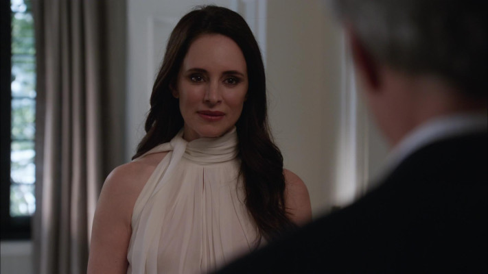 Madeleine Stowe - Revenge (2013) 2x12 &#039;Collusion&#039;