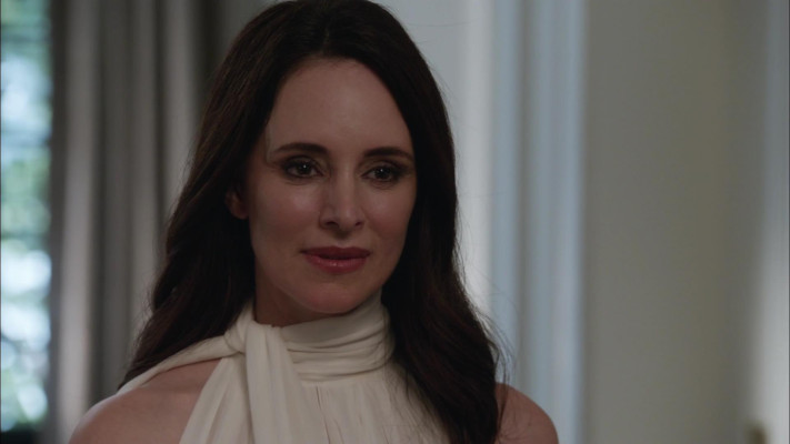 Madeleine Stowe - Revenge (2013) 2x12 &#039;Collusion&#039;