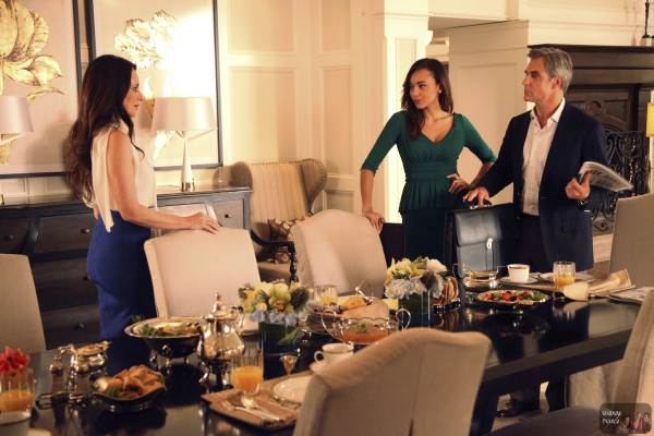Madeleine Stowe - Revenge (2013) 2x12 &#039;Collusion&#039;