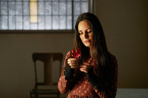 Madeleine Stowe - 12 Monkeys (2016) 2x13 &#039;Memory of Tomorrow&#039;