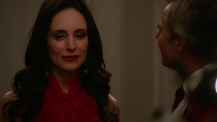 Madeleine Stowe - Revenge (2013) 2x14 &#039;Sacrifice&#039;