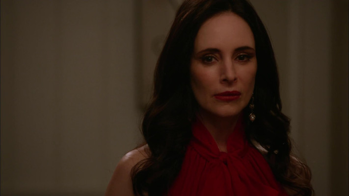 Madeleine Stowe - Revenge (2013) 2x14 &#039;Sacrifice&#039;