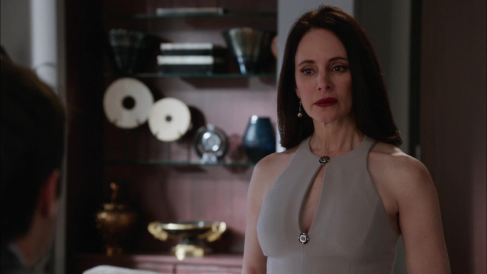 Madeleine Stowe - Revenge (2013) 2x14 &#039;Sacrifice&#039;