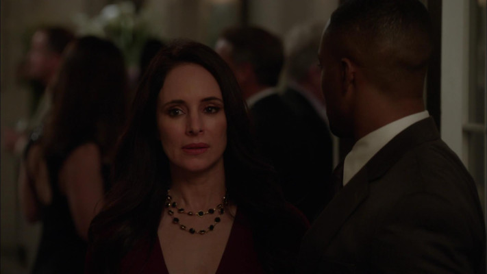 Madeleine Stowe - Revenge (2013) 2x16 &#039;Illumination&#039;