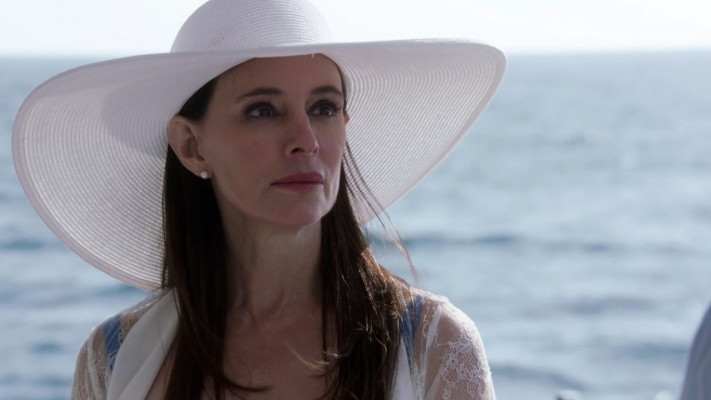 Madeleine Stowe - Revenge (2013) 3x02 &#039;Sin&#039;