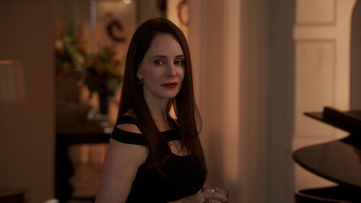 Madeleine Stowe - Revenge (2013) 3x05 Control
