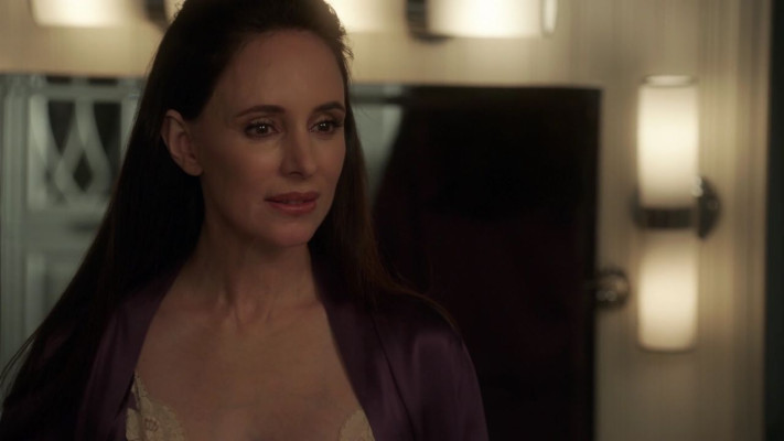 Madeleine Stowe - Revenge (2013) 3x07 &#039;Resurgence&#039;