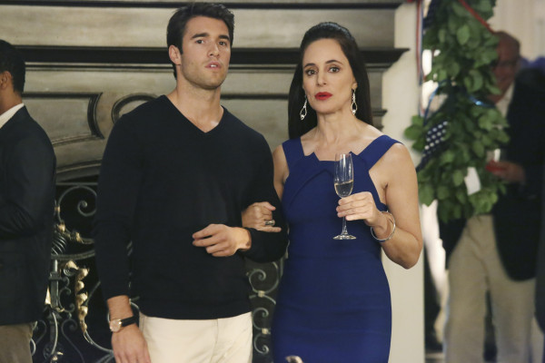 Madeleine Stowe - Revenge (2013) 3x07 &#039;Resurgence&#039;