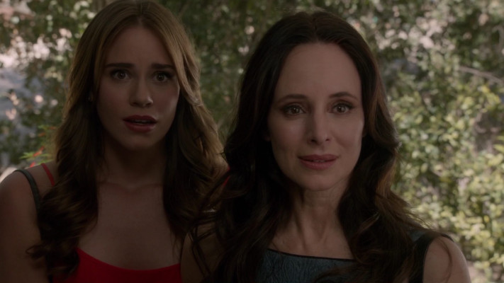 Madeleine Stowe - Revenge (2014) 4x03 &#039;Ashes&#039;