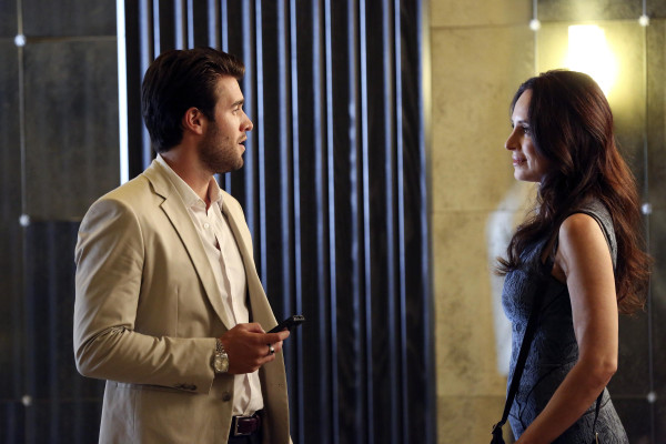 Madeleine Stowe - Revenge (2014) 4x03 &#039;Ashes&#039;