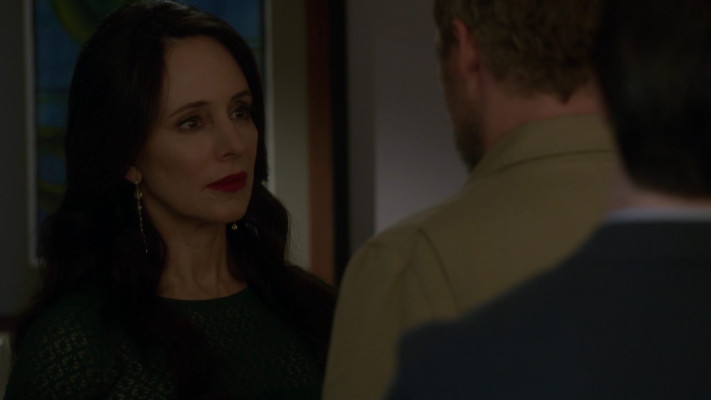Madeleine Stowe - Revenge (2014) 4x05 &#039;Repercussions&#039;