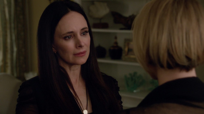 Madeleine Stowe - Revenge (2015) 4x18 &#039;Clarity&#039;