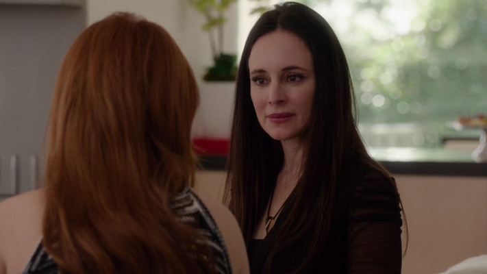 Madeleine Stowe - Revenge (2015) 4x18 &#039;Clarity&#039;