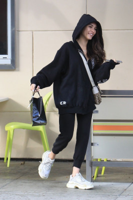 Madison Beer Shopping at XIV Karats on Christmas Eve in Beverly Hills