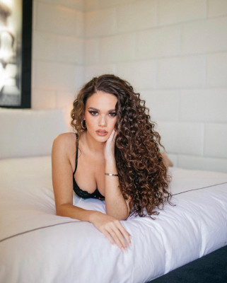 Madison Pettis - Savage x Fenty 03/15/2022