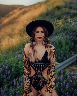 Madison Reed – Photoshoot April 2019