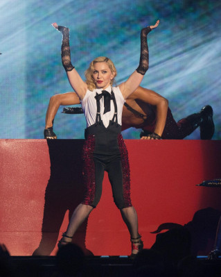 Madonna pic #795089