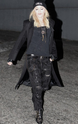 Madonna pic #697380