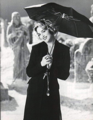 Madonna pic #140241