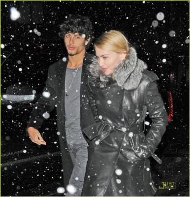 Madonna pic #622593