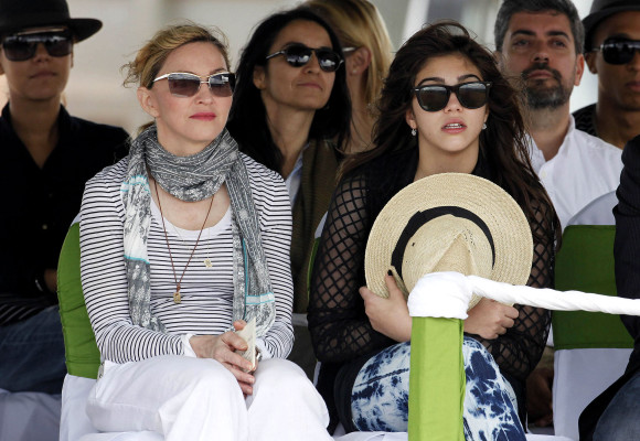Madonna pic #258086