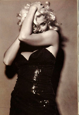 Madonna pic #250092