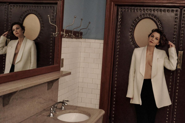 MAGGIE GYLLENHAAL fot The Sunday Times Style, September 2019