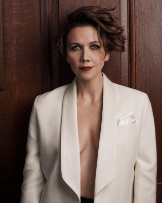 MAGGIE GYLLENHAAL fot The Sunday Times Style, September 2019