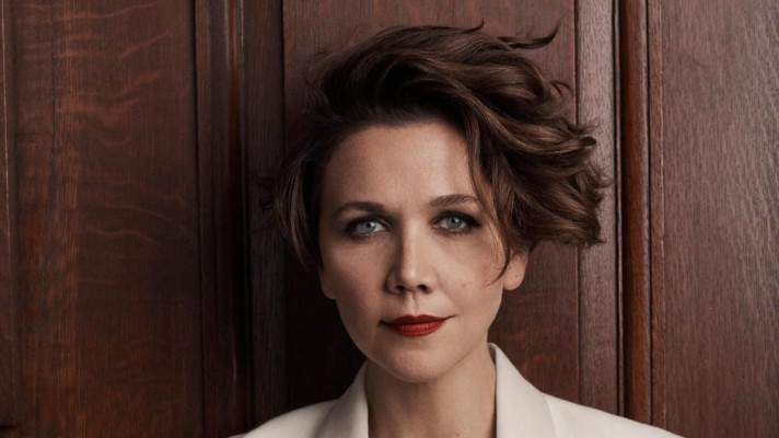 MAGGIE GYLLENHAAL fot The Sunday Times Style, September 2019
