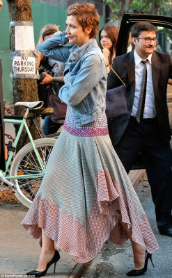 photo 6 in Maggie Gyllenhaal gallery [id739671] 2014-06-17 00:00:00