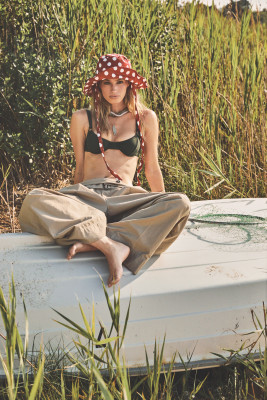 Maggie Rawlins for Hamptons Vol47 Issue7 by Ben Watts