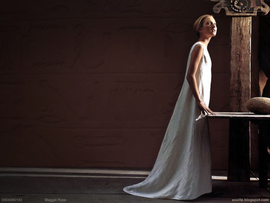 photo 4 in Maggie Rizer gallery [id155943] 2009-05-08 00:00:00