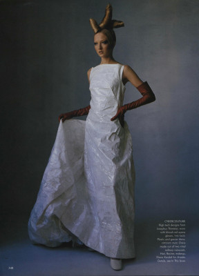 Maggie Rizer ~ US Vogue April 1999 by Irving Penn