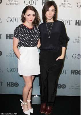 Maisie Williams pic #740809