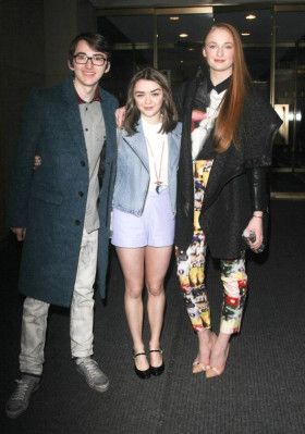 Maisie Williams pic #740422