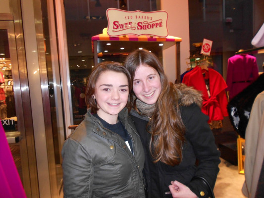 Maisie Williams pic #742127