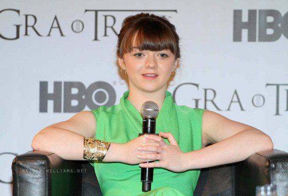 Maisie Williams pic #741310