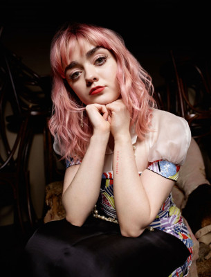 MAISIE WILLIAMS in S Magazine, Spring 2019