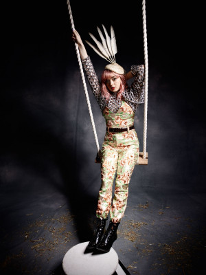 MAISIE WILLIAMS in S Magazine, Spring 2019