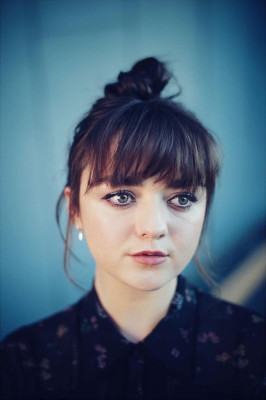Maisie Williams – Photoshoot for The Guardian UK, October 2018