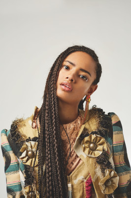 Malaika Firth pic #1223077