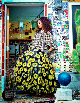 Malaika Firth pic #1223056