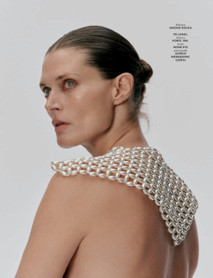 Malgosia Bela for Elle Poland 10.2024 by  PAULINA WESOLOWSKA
