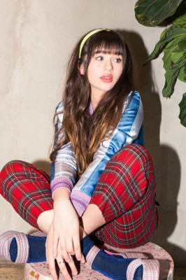 Malina Weissman – Coveteur April 2018