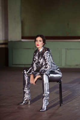 Mandy Moore by Sarah Krick for L’Officiel Australia // Fall 2020