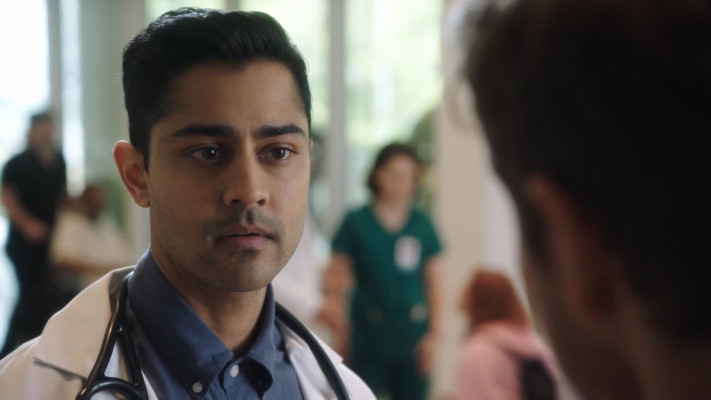 Manish Dayal - The Resident (2018) 1x01 &#039;Pilot&#039;