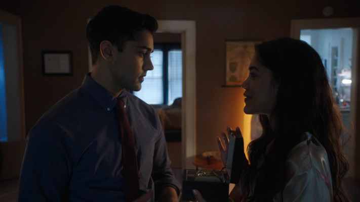 Manish Dayal - The Resident (2018) 1x01 &#039;Pilot&#039;