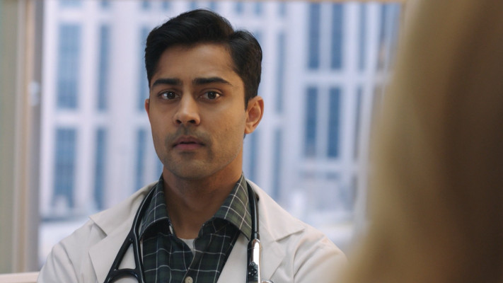 Manish Dayal - The Resident (2018) 1x02 &#039;Independence Day&#039;