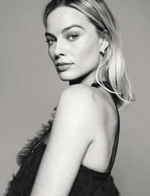 Margot Robbie - Elle France (February) 2019